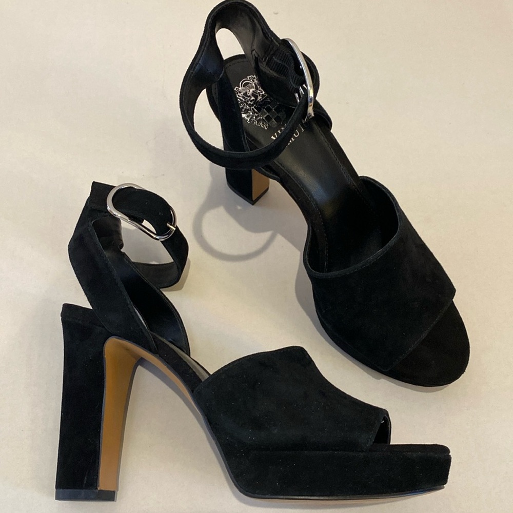 VINCE CAMUTO Black Suede Platform High Heels Size 7 Women’s. EUC.